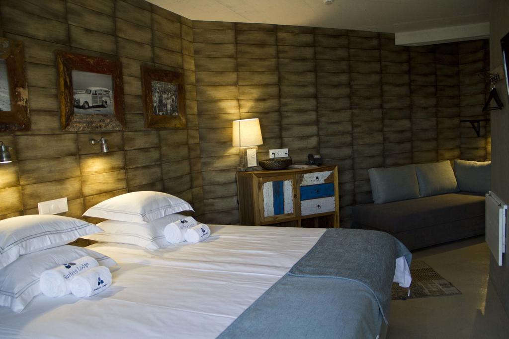 Surfers Lodge เปนิช ภายนอก รูปภาพ