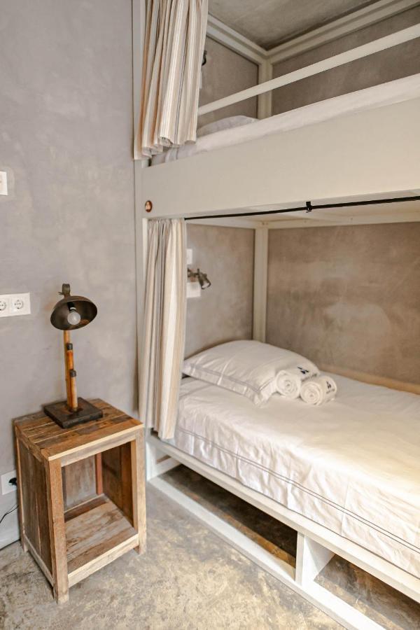 Surfers Lodge เปนิช ภายนอก รูปภาพ